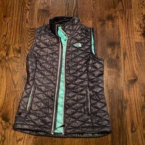 The North face vest